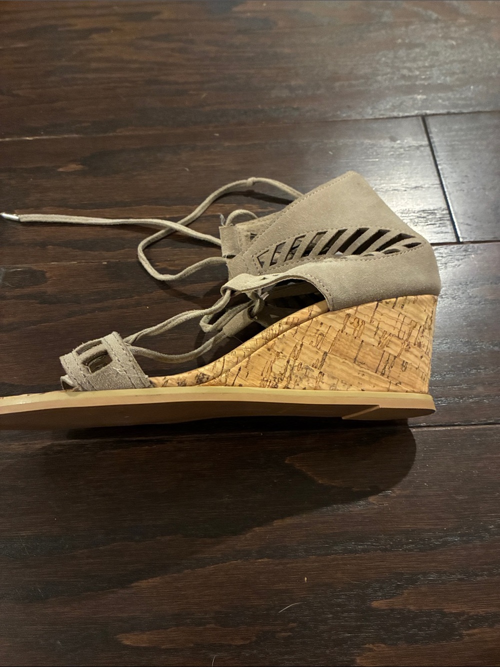 Dolce Vita
Suede Lace-Up Gladiator Sandals in Taupe.
Cork Wedge Heel. - Picture 5 of 6